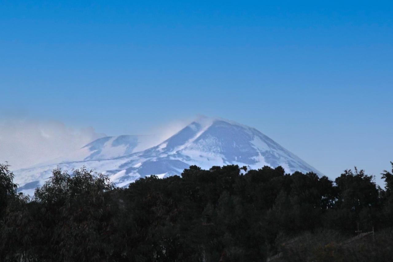 La Pietra Nera - Etna Home Catania Exterior photo